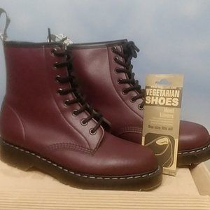 BRAND NEW BURGUNDY AIRSEAL BOULDER BOOT VEGETARIAN-SHOES.CO.UK